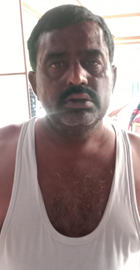 దంతాల లింగమయ్య… దేవుని సన్నిధిలో… తేనెటీగల దాడి