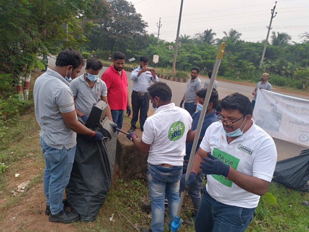 పర్యావరణాన్ని పరిరక్షించండి     పిల్లింగ్టన్ కంపెనీ యాజమాన్యం