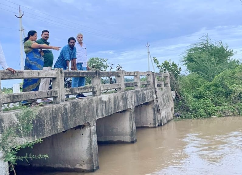 పంట పొలాలు నీట మునగటం దురదృష్టకరం  డాక్టర్ గ్లోరి యానెట్ సోపాటి