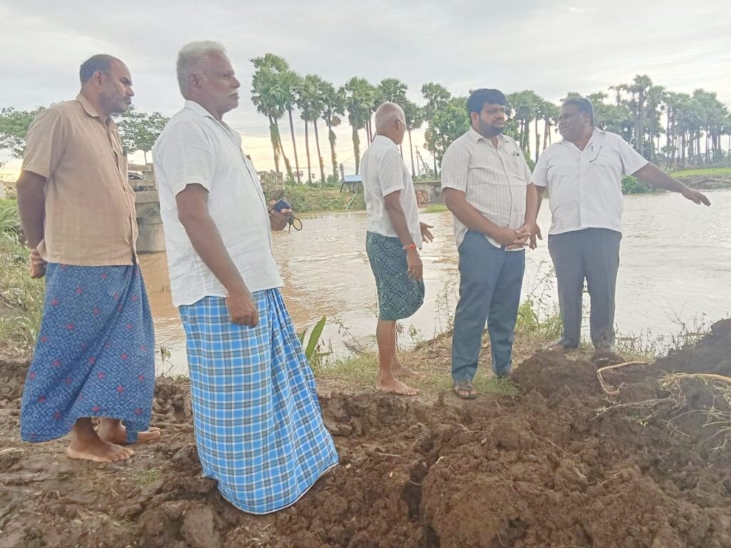 నష్టపోయిన రైతులను కూటమి ప్రభుత్వం ఆదుకుంటుంది