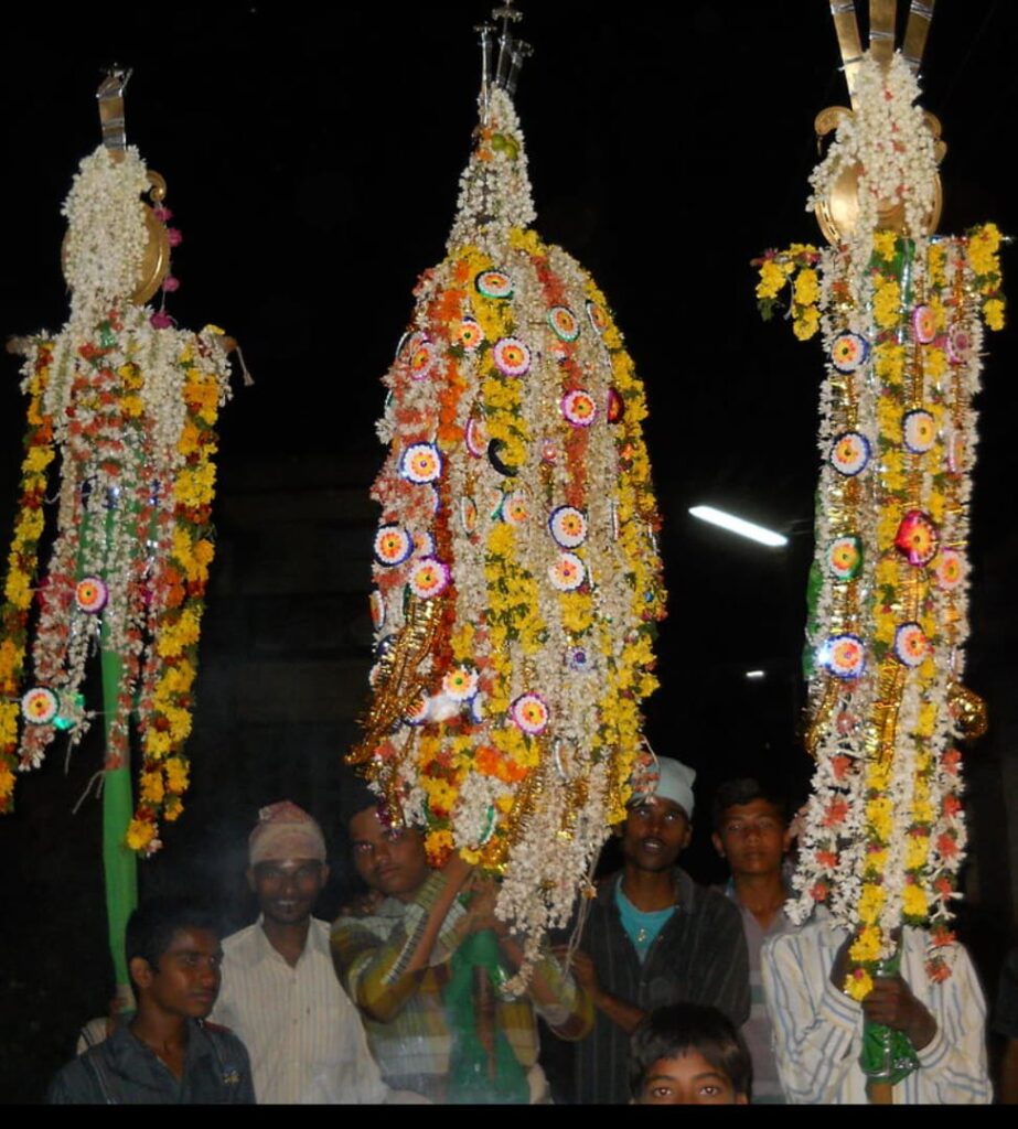 హిందు, ముస్లింల సమైక్యతకు చిహ్నం పీర్లపండుగా…