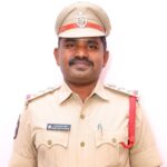 బ్రోకర్లు ను నమ్మి మోసపోవద్దని వన్ టౌన్ సీఐ వర ప్రసాద్  హెచ్చరిక 