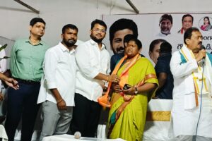 మంత్రి సీతక్కని సన్మానించిన కాంగ్రెస్ యువజన నాయకుడు నాగేంద్ర వర్మ…