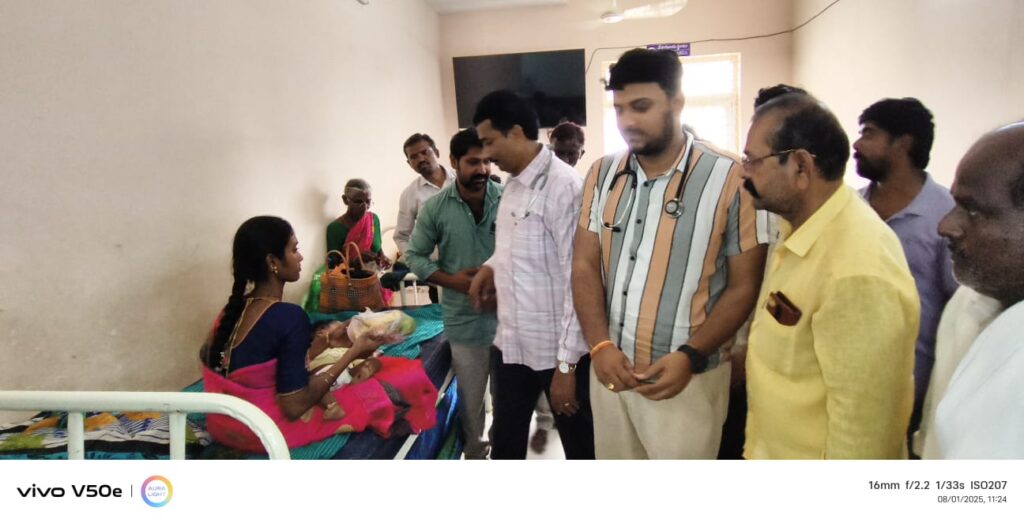 విజయ రాఘవ వర్ధంతి సందర్భంగా పండ్లు బ్రెడ్డు పంపిణీ…